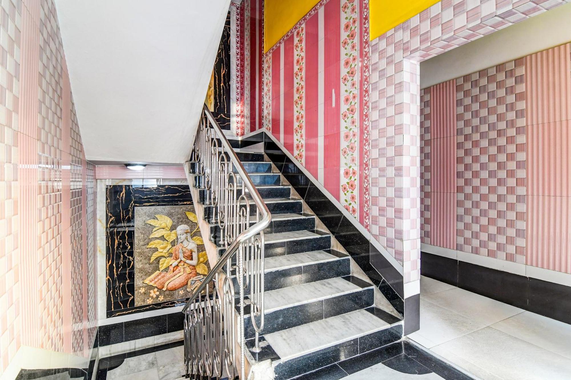 Super Collection O Raj Guest House Near Kolkata Airport Gauripur  외부 사진